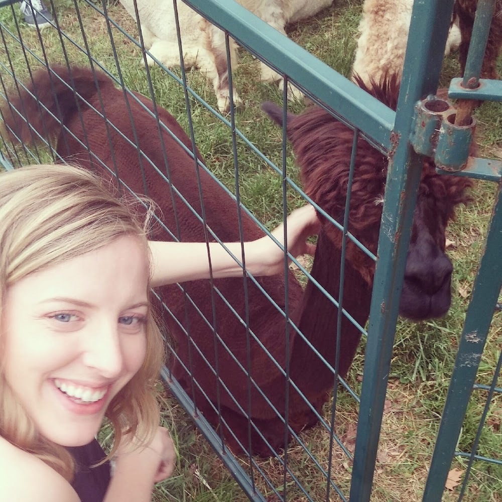 Meet your Posher, Carrie